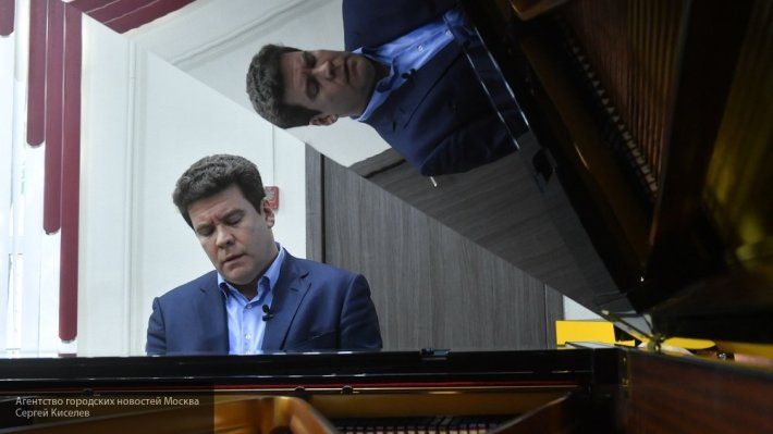 Общество: Пианист-виртуоз Денис Мацуев гастролирует по миру, демонстрируя музыкальный патриотизм