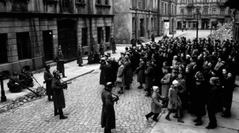 «Поезда в жизнь, поезда в смерть» 27112019 Общество: «Поезда в жизнь, поезда в смерть»