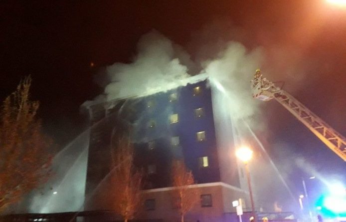 Общество: Пожар произошёл в отеле под Лондоном