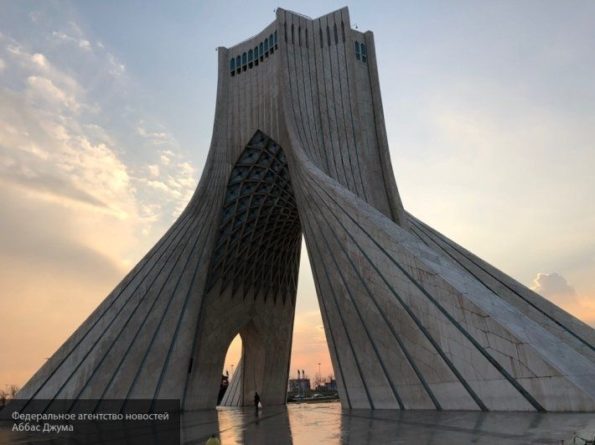 Общество: Иран готов к переговорам с США только после снятия санкций