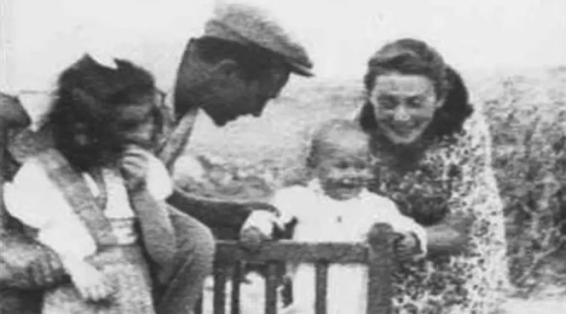 Общество: Еврейская мать с оружием в руках