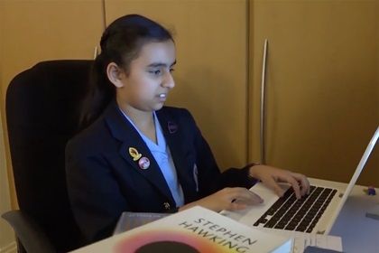 Общество: Десятилетняя девочка опередила в тесте IQ Хокинга и Эйнштейна