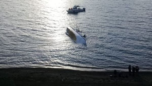 Общество: Лодка с нелегальными мигрантами затонула в турецком озере Ван: 7 погибших
