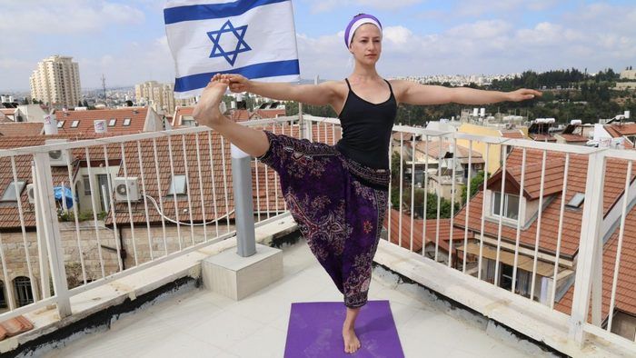 Общество: Евреи и йога