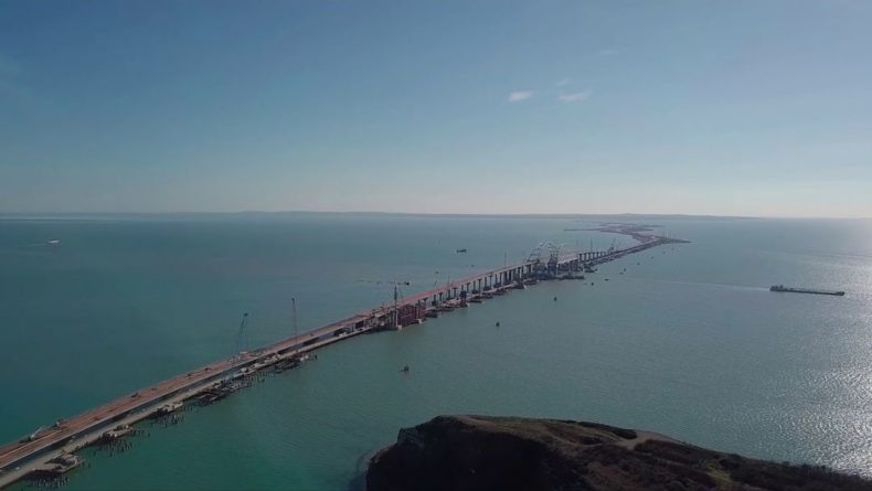 Общество: В Великобритании туристам предлагают проехаться по Крымскому мосту: появилась реакция Украины