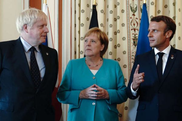 Общество: Меркель, Макрон и Джонсон свалили вину за региональный кризис на Иран