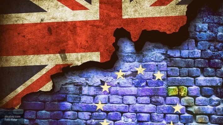 Общество: Британское правительство прекратило подготовку к "жесткому" выходу из ЕС
