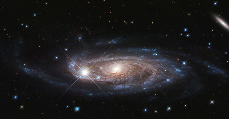 Общество: Космический монстр: телескоп "Хаббл" сделал фото "галактики-Годзиллы"