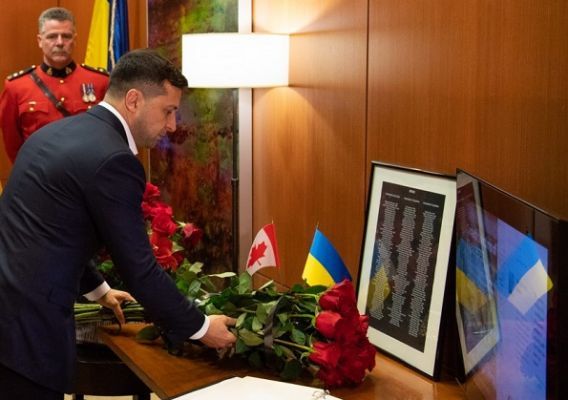 Общество: Зеленский почтил память погибших в украинском Boeing канадцев