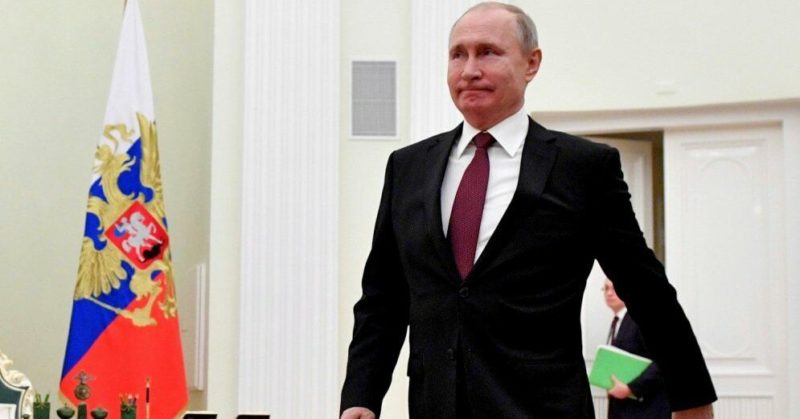 Общество: "Путин начал решать свою проблему-2024". Что в мире говорят о переменах в российской власти