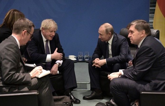 Общество: Песков рассказал об обстоятельствах встречи Путина и Джонсона в Берлине