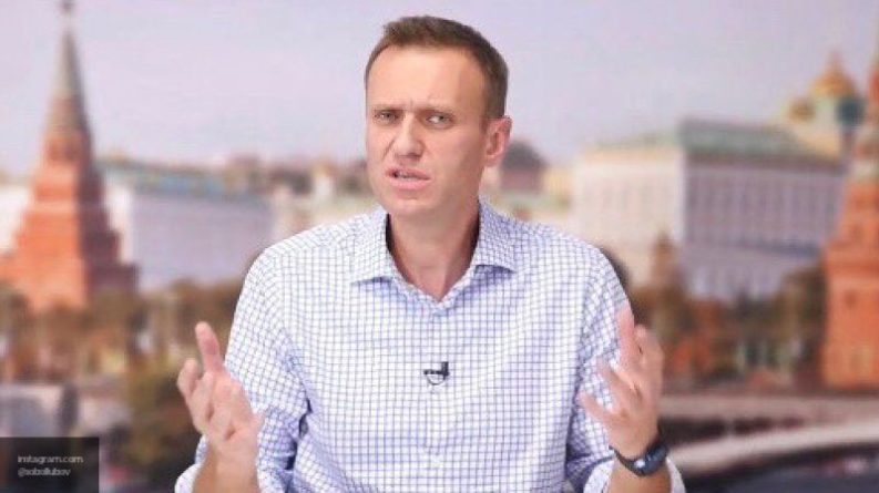 Общество: В Рунете пристыдили Навального, которому не понравилась футболка Любимовой