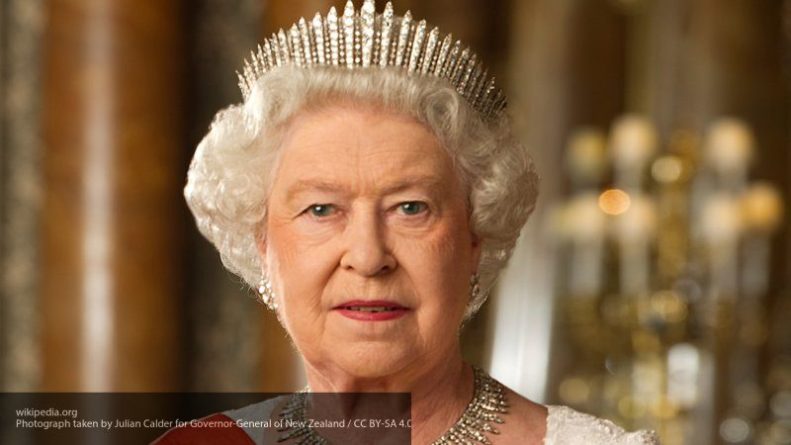 Общество: Билль о Brexit обрел статус законного после того, как его подписала Елизавета II