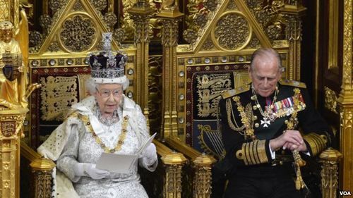 Общество: Британская королева подписала постановление о Brexit - Cursorinfo: главные новости Израиля