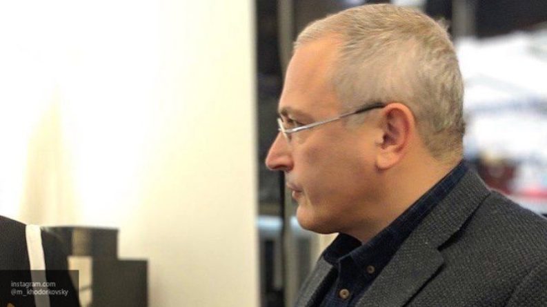 Общество: Песков заявил, что СМИ много не знают о помиловании Ходорковского