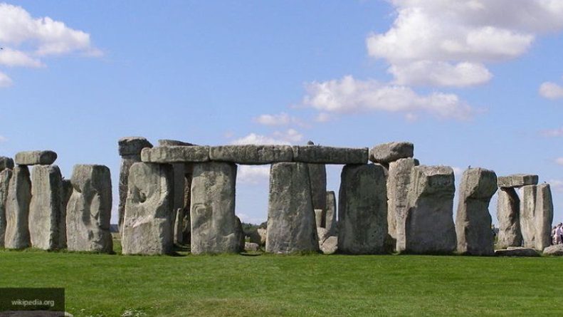 Общество: Археологи обнаружили в Великобритании 2000-летнюю могилу война с копьем