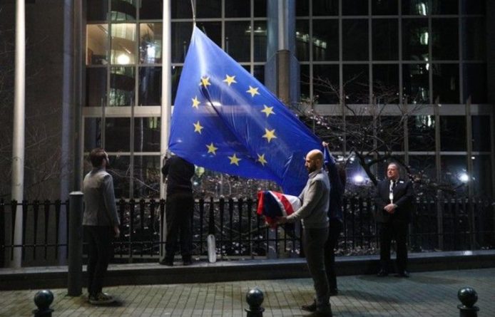 Общество: Евросоюз выразил сожаление по поводу Brexit