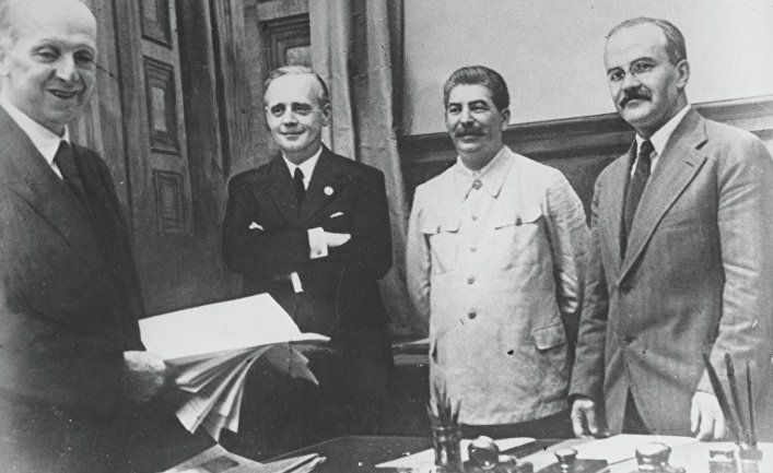 Общество: Le Monde diplomatique (Франция): подноготная советско-германского пакта