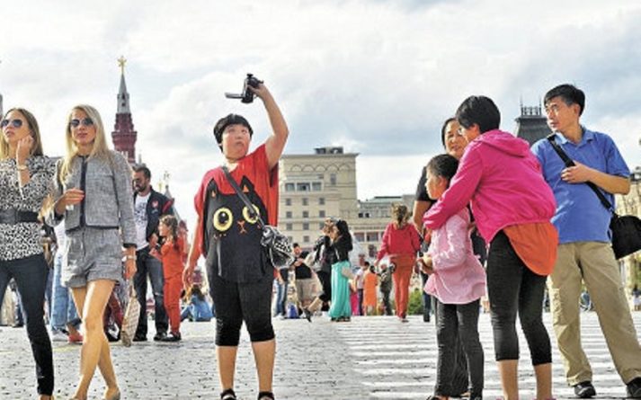 Общество: Россия приостановила безвизовые туристические поездки в Китай