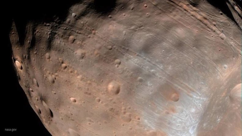 Общество: Ученые сообщили, что на Марсе и спутнике Юпитера существует жизнь