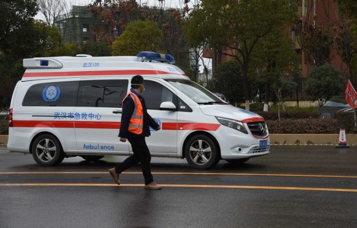 Общество: Китай заявил о снижении числа случаев заражения коронавирусом вне Хубэя