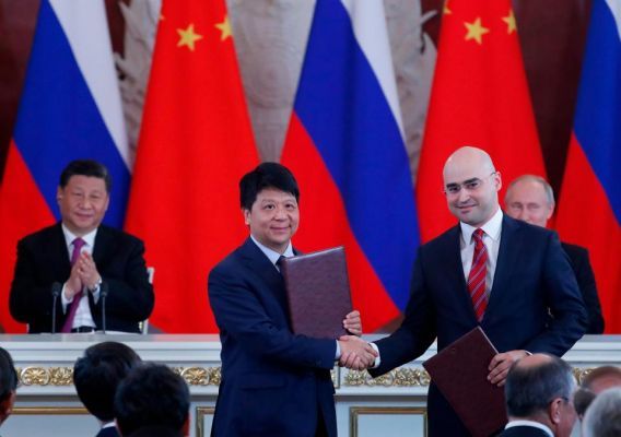 Общество: Forbes: пока Трамп ярится, Huawei, Китай и Россия вступили в опасный альянс