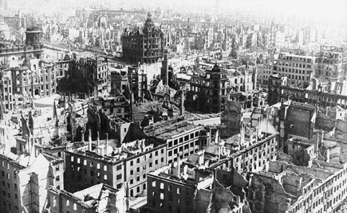 Общество: The Spectator (Великобритания): совершила ли Британия военное преступление бомбардировкой Дрездена?