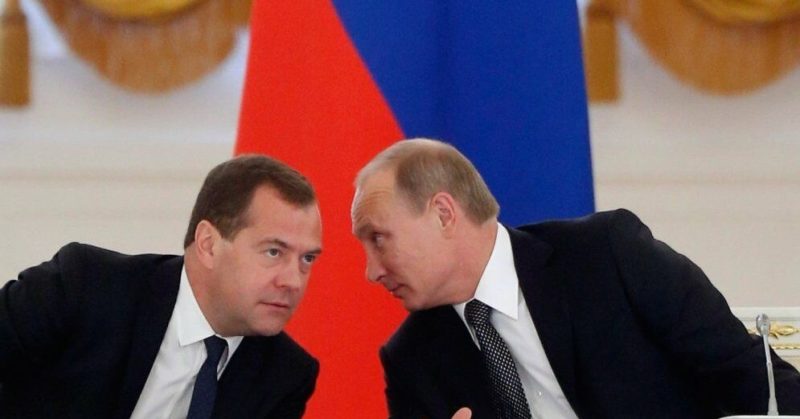 Общество: Пожизненное сенаторство: запасной вариант для Путина или отвлекающий маневр?