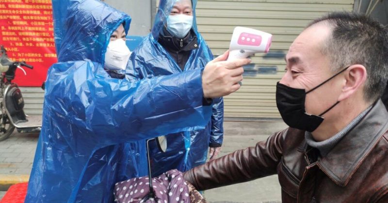 Общество: В Китае зафиксирован резкий скачок заражений коронавирусом