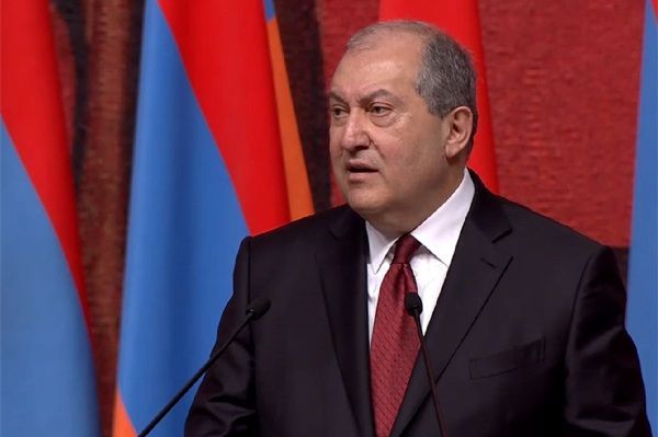 Общество: СНБ Армении: Данными о «долях» Саркисяна в Азербайджане не владеем