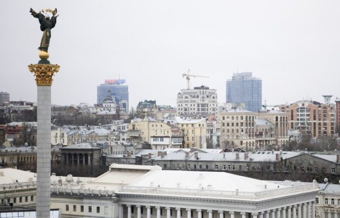 Общество: Зеленский попросил учитывать позицию Киева по урегулированию на Украине