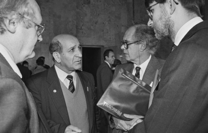 Общество: Умер бывший главный анестезиолог СССР Армен Бунятян