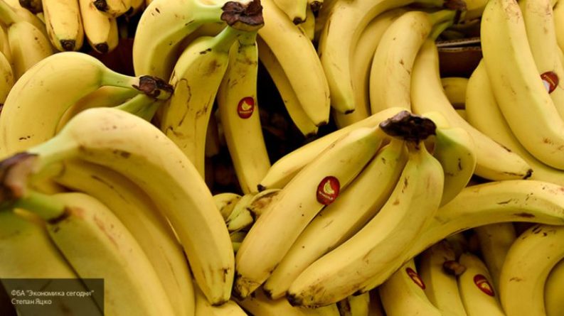 Общество: Диетологи советуют добавить в рацион питания два банана в день