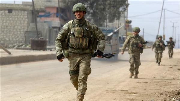 Общество: В Турции заявили о гибели более 30 военных в результате авиаудара Сирии в Идлибе