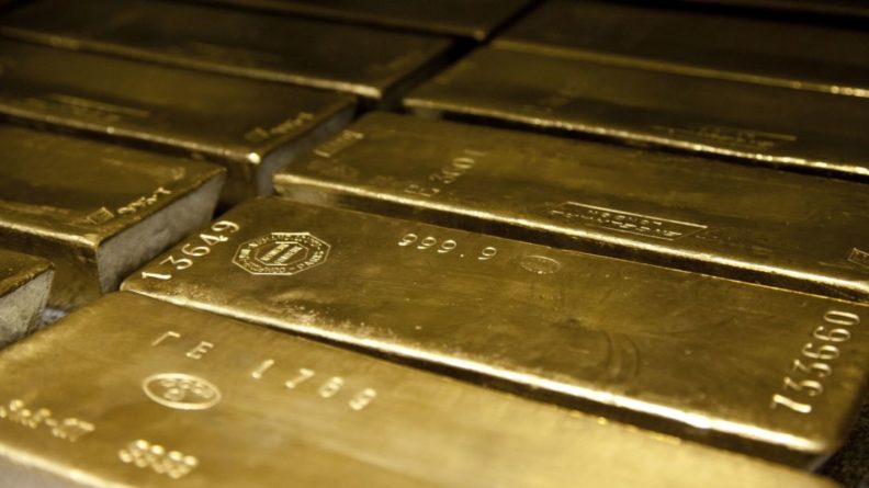 Общество: Россия рекордно увеличила экспорт золота в Великобританию