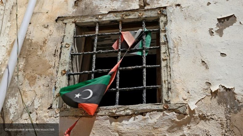 Общество: Бычков: у боевиков ПНС Ливии столько крови на руках, что их уже ничего не спасет