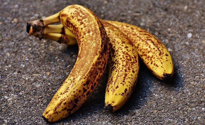 Общество: Почему не стоит выбрасывать зрелые бананы: идеи употребления (ABC, Испания)
