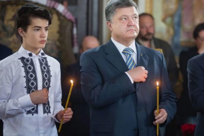Общество: "Не маленький мальчик": Порошенко прокомментировал присутствие своего сына на концерте российского рэпера