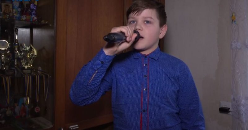 Общество: На Волыни скандал из-за 12-летнего парня, победившего в Лондоне с советской песней: фото и видео