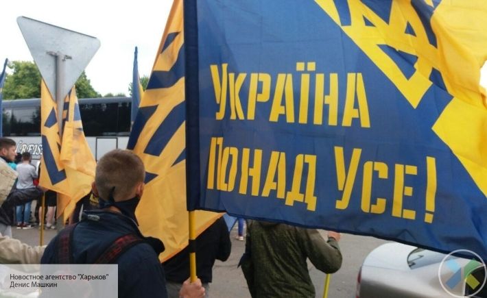 Общество: Украинские радикалы накинулись на сироту за советскую песню на конкурсе в Лондоне