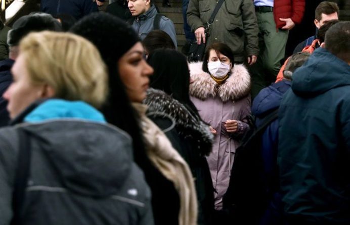 Общество: Роспотребнадзор назвал 11 стран, после посещения которых россиян ждут две недели «самоизоляции» из-за коронавируса