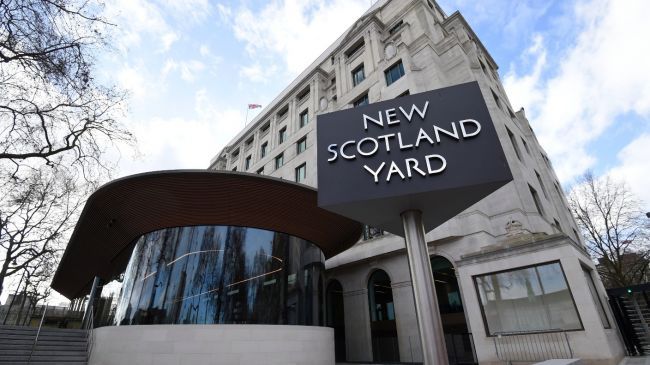 Общество: В Лондоне полицейские застрелили человека