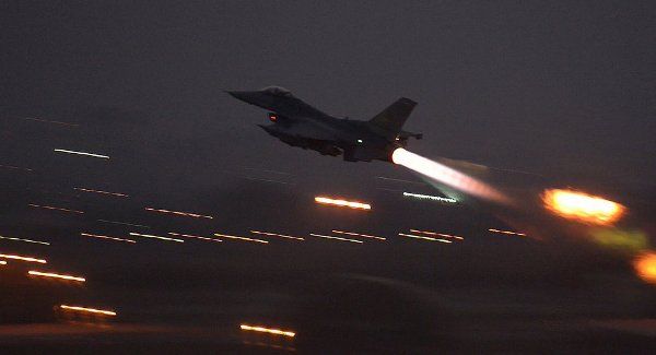 Общество: США нанесли авиаудары в Сирии и Ираке после гибели своих военных