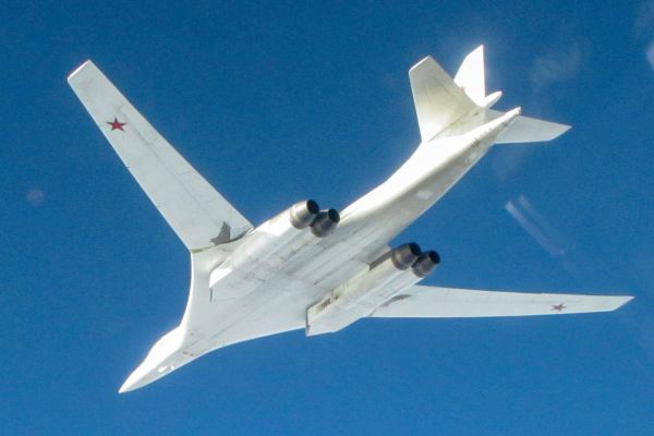 Общество: ВВС Британии: Наши «Тайфуны» подняты на перехват российских «Блэкджеков»