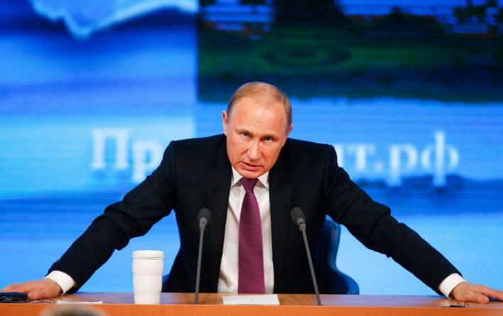 Общество: Путин отразит удар Запада, мечтающего о развале России