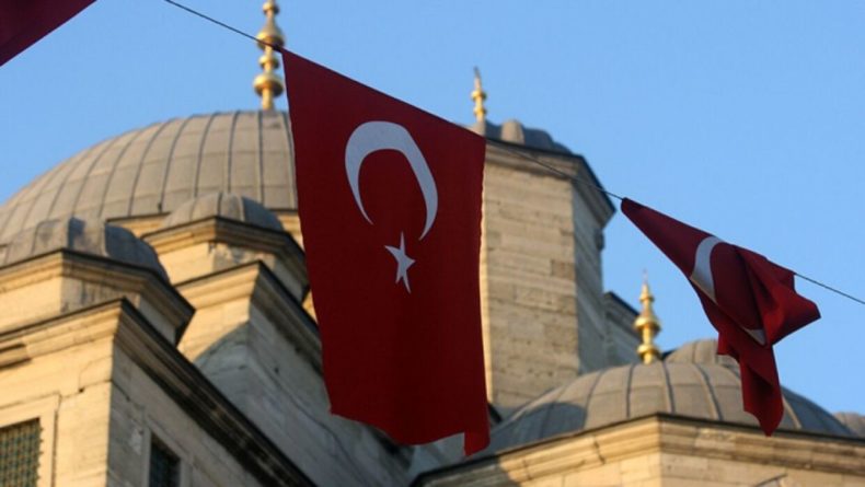 Общество: Турция начала требовать у российских туристов анкету здоровья