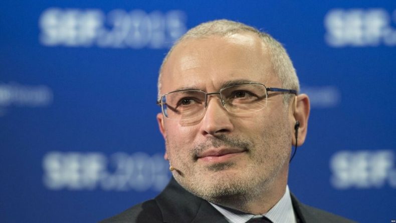 Общество: Ходорковский вновь прогнулся перед британскими хозяевами