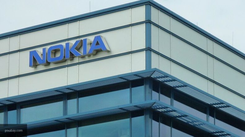 Общество: Nokia представила бюджетный ретро-телефон в Лондоне