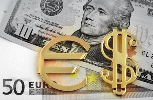Общество: Евро = доллару: итоги глобальной биржевой торговли 19 марта