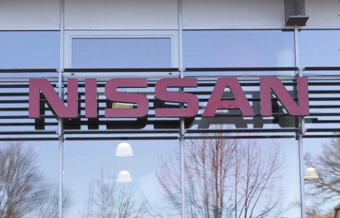 Общество: Nissan прервал контракты с тремя тысячами работников